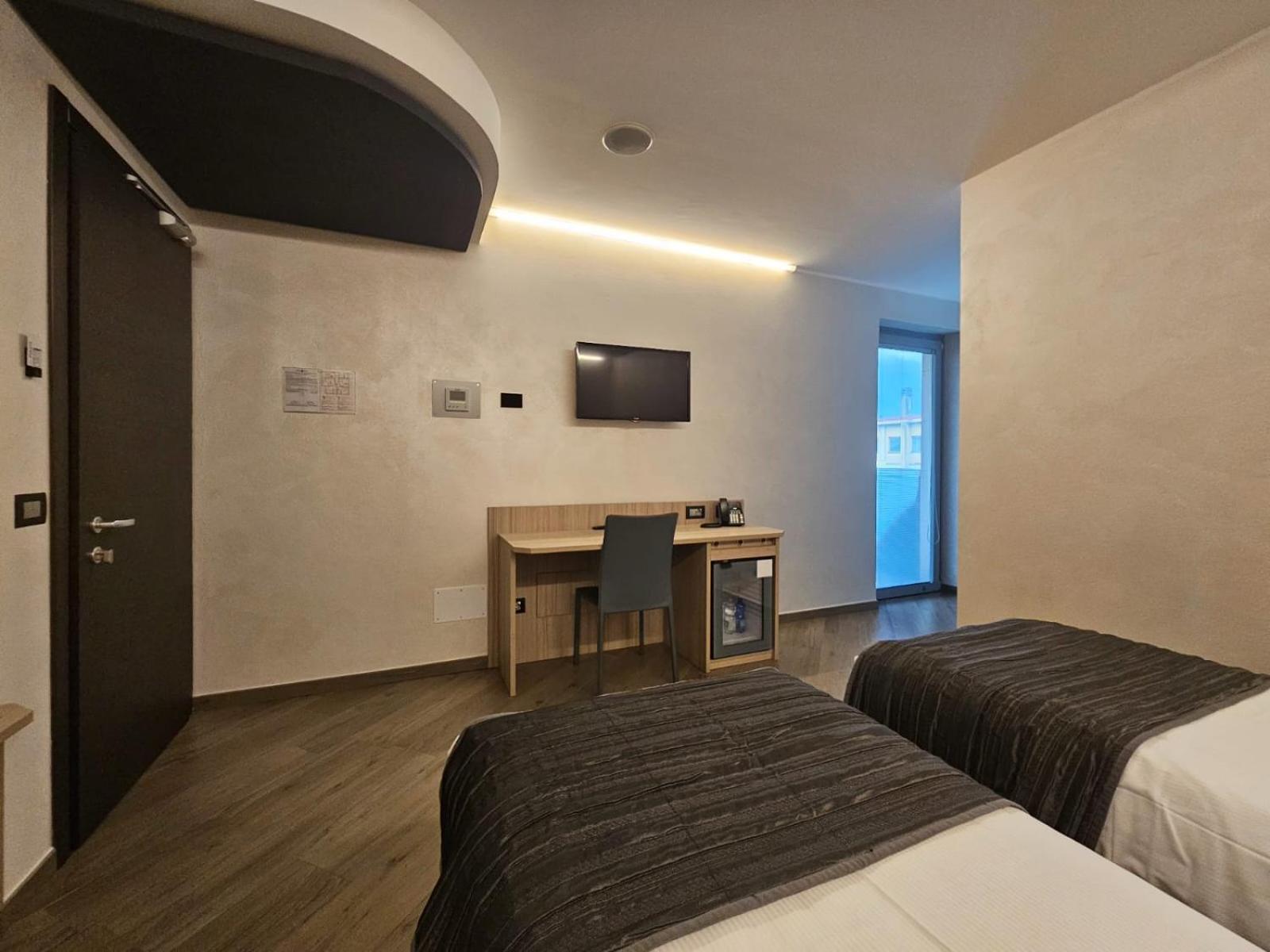 Mito Hotel Chatillon Exterior photo